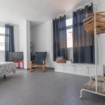 Bunker Point City Apartament * テルデ