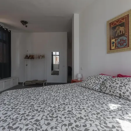 Bunker Point City Apartament